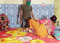 डॉक्टर ने अपनी पेसेंट को क्लिनिक में जबरदस्ती चोदा इलाज के बहाने